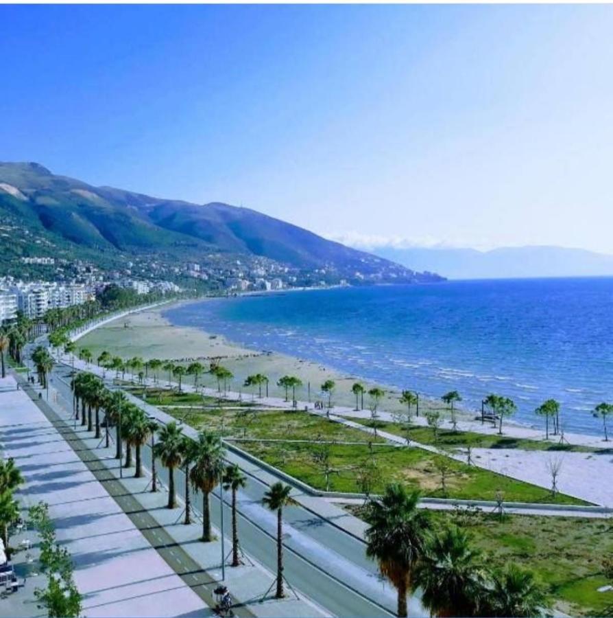 Grazioso Apartamento Arredato A Due Passi Dal Lungomare فلورا المظهر الخارجي الصورة
