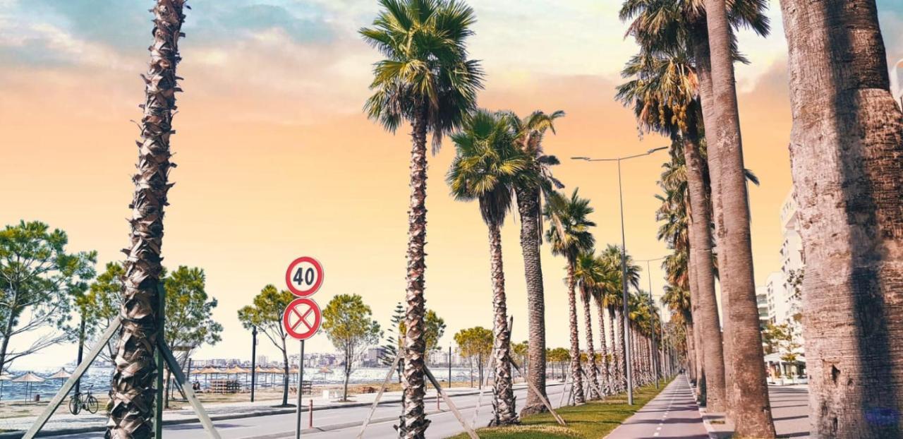 Grazioso Apartamento Arredato A Due Passi Dal Lungomare فلورا المظهر الخارجي الصورة